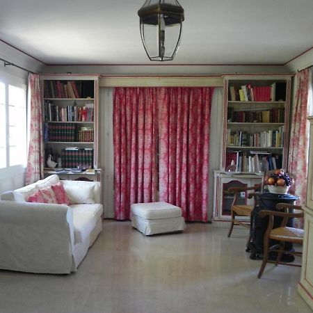 Chambre D'Hote "Avignon" Aramon Kültér fotó