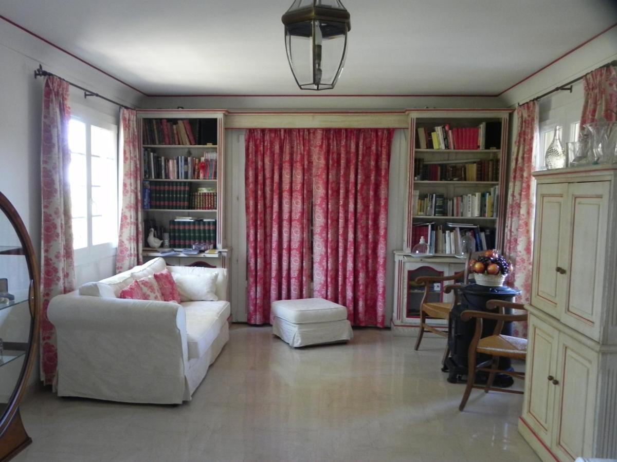Chambre D'Hote "Avignon" Aramon Kültér fotó